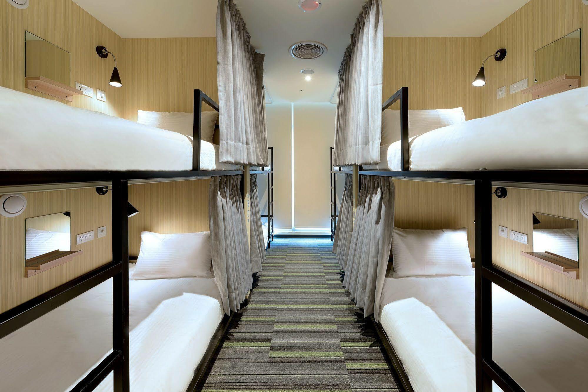 Park City Inn & Hostel Yonghe Exterior photo